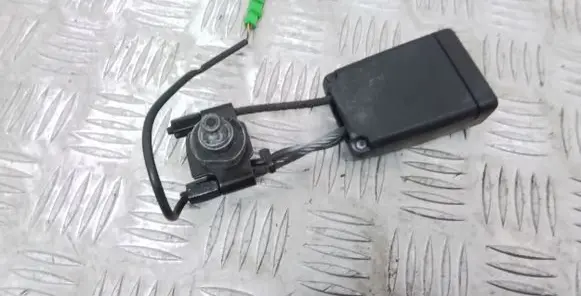 Volvo S90, V90 Front seatbelt buckle 31369301