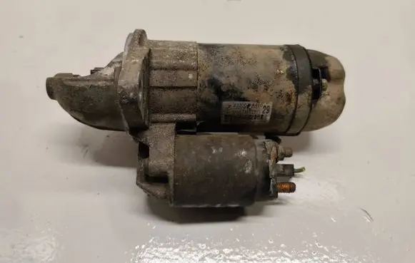 Subaru Forester SG Starter motor 23300AA460 M000T20171