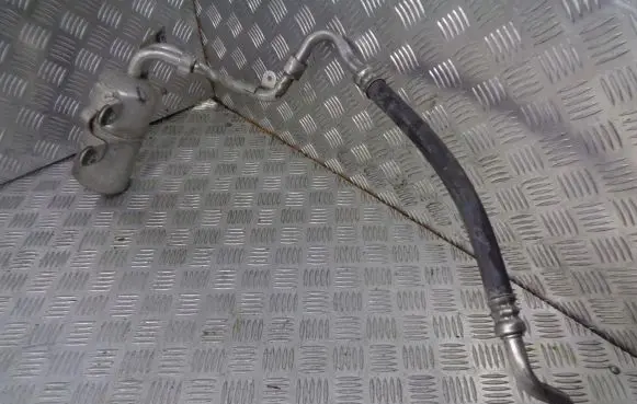 Ford Focus C-MAX Air conditioning (A/C) pipe/hose