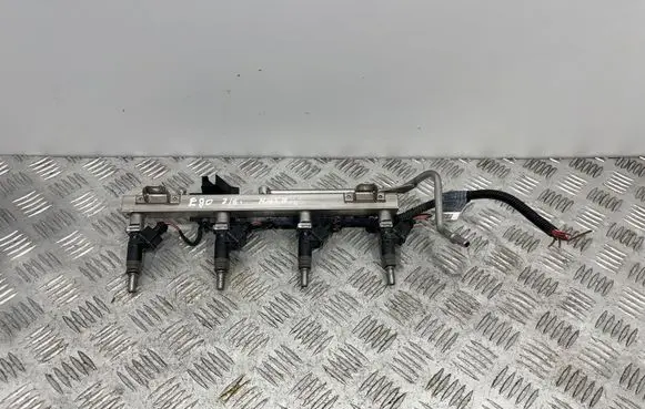 BMW 3 E90 E91 Fuel main line pipe 7530420 7526892 7506158