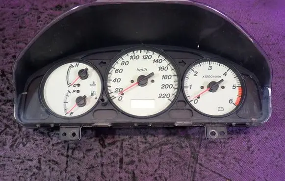 Mazda Premacy Speedometer (instrument cluster) wvcb87