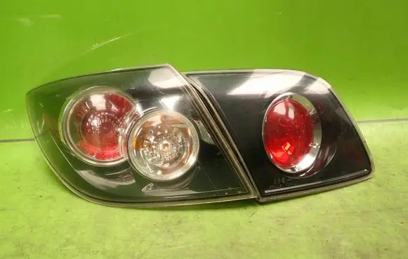 Mazda 3 I Rear/tail lights 