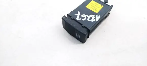 Audi A4 S4 B5 8D Windscreen/window heater switch 4D0941503B