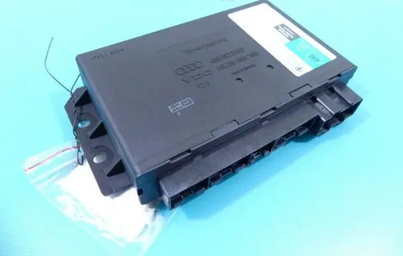 Audi A6 S6 C5 4B Central body control module 93059193 IMPRK1340945
