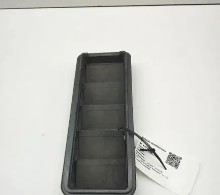 Jaguar XE Quarter panel pressure vent DPLA280B62A