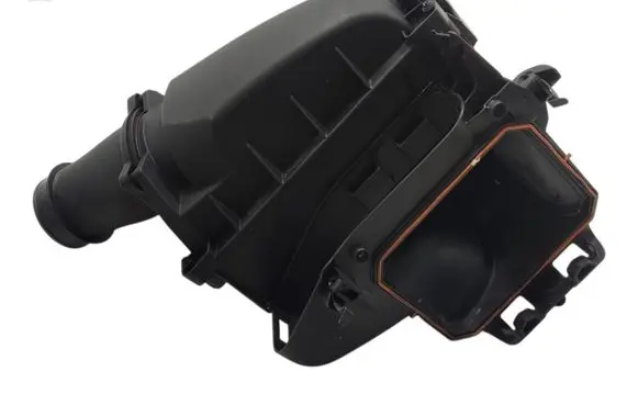 Mercedes-Benz B W246 W242 Air filter box A2700900401