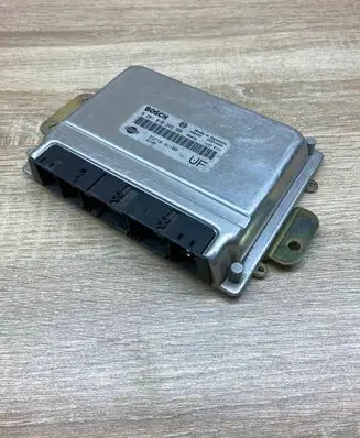Nissan X-Trail T30 Engine control unit/module ECU 237104U100 0281010265