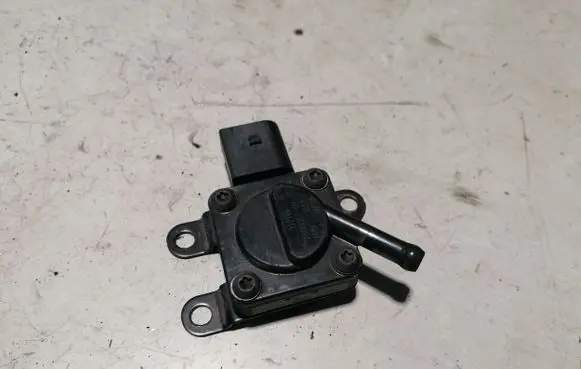 BMW 7 F01 F02 F03 F04 Exhaust gas pressure sensor 7808013