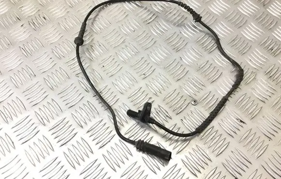 BMW 6 F12 F13 ABS brake wheel speed sensor 6853859 34526853859