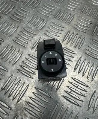 KIA Sorento Wing mirror switch 202008898