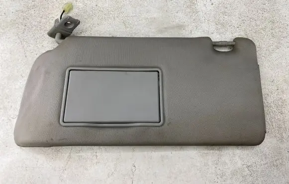 Nissan Pathfinder R51 Sun visor