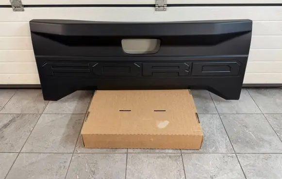 Ford Ranger Tailgate trim 