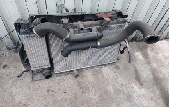 Peugeot 407 Radiator support slam panel