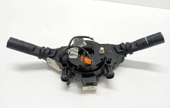 Wiper turn signal indicator stalk/switch