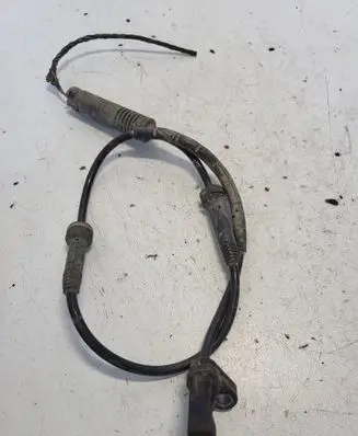 BMW 1 E82 E88 ABS brake wheel speed sensor 6762465