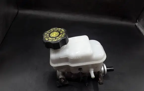 KIA Sorento Master brake cylinder NOCODE
