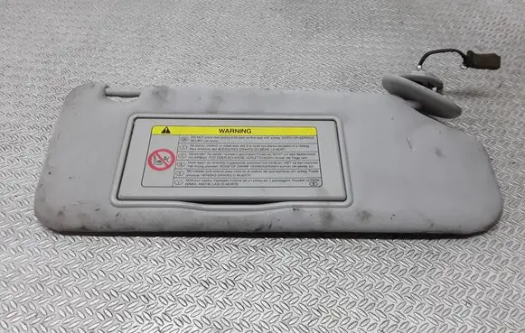 Toyota Avensis T250 Sun visor