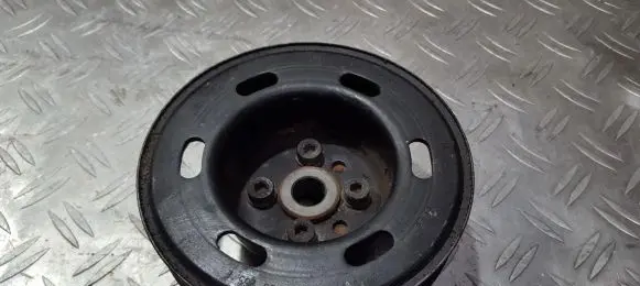 Audi A3 S3 8L Crankshaft pulley 06a105255e