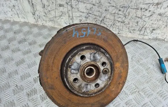 Mini One - Cooper Coupe R56 Front wheel hub