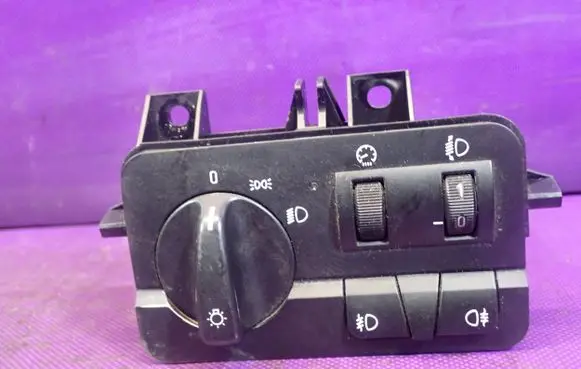 BMW X3 E83 Light switch 6936831