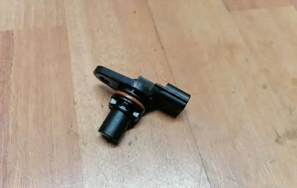 Renault Master III Camshaft position sensor 237318108R