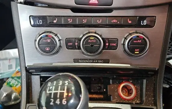 Volkswagen PASSAT B7 Climate control/heater control trim 3AA907044BQ IMPRK1501621