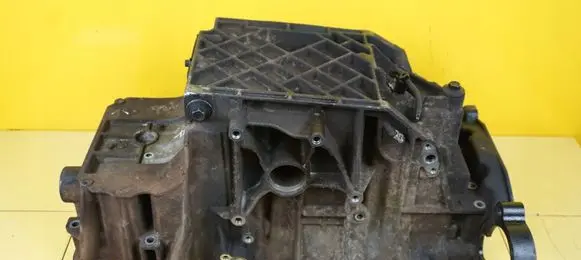 Land Rover Range Rover L322 Oil sump 6H4Q6675DC 18SP51