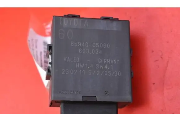 Toyota Avensis T270 Engine control unit/module ECU 85940-05060