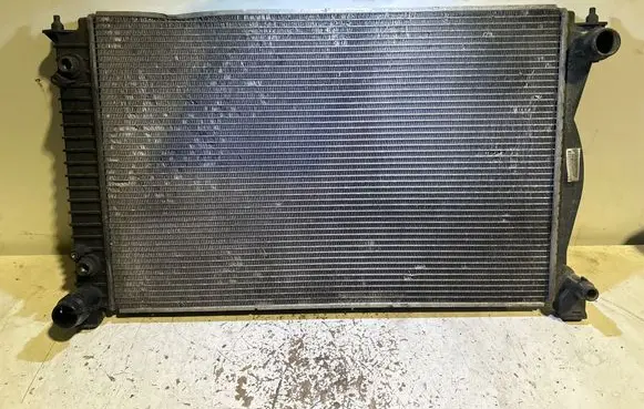 Coolant radiator