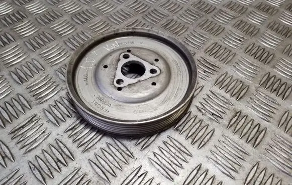 Audi 100 S4 C4 Power steering pump pulley 078145255H