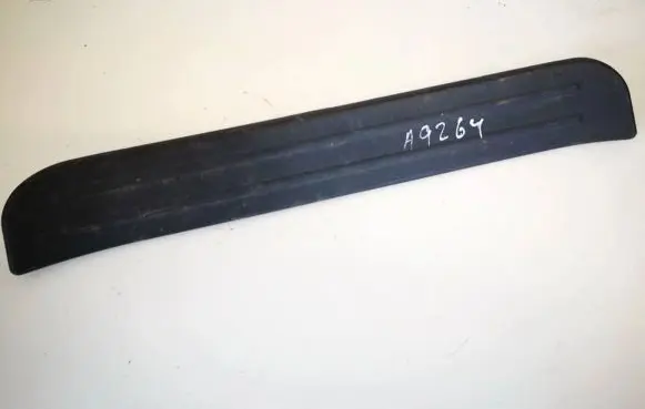 Mazda CX-7 Rear sill trim cover eg21687h0