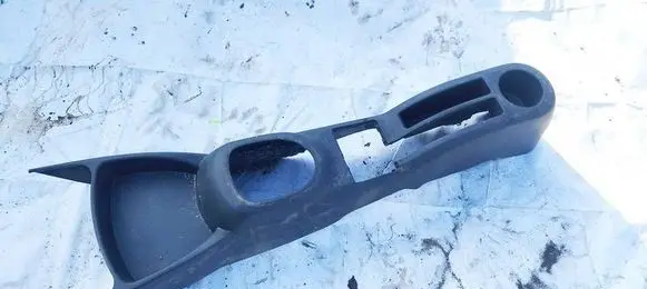 Toyota Yaris Other interior part 589100D010