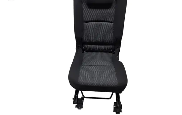 Toyota Verso Rear seat 710770F080B2 710750F080B1 716110F030