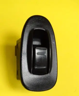 KIA Sephia Electric window control switch 4735101000