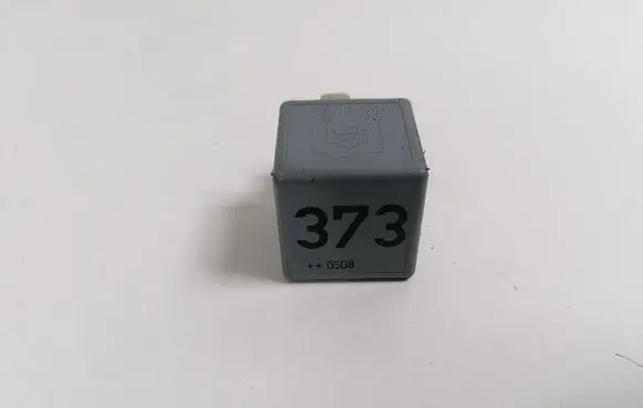 Audi A6 S6 C6 4F Other relay 8D0951253A