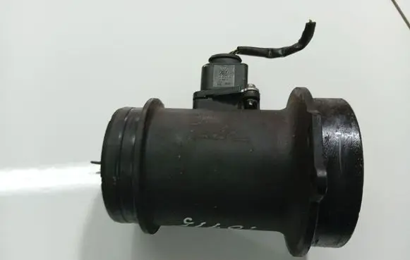 Audi A6 S6 C6 4F Mass air flow meter 6116305