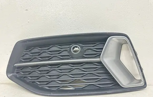Audi A6 S6 C8 4K Front bumper lower grill 4K0807647D 4K0807647