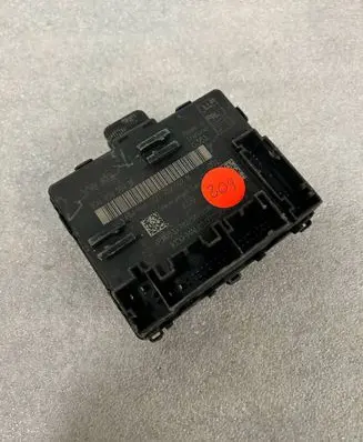 Volkswagen Arteon Door control unit/module 5Q0959592M