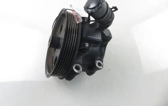 Ford Focus Power steering pump 1S7Q3A733AA HBDKN