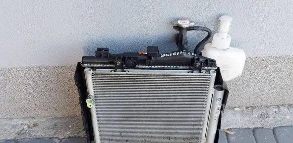 Mitsubishi Space Star Coolant radiator