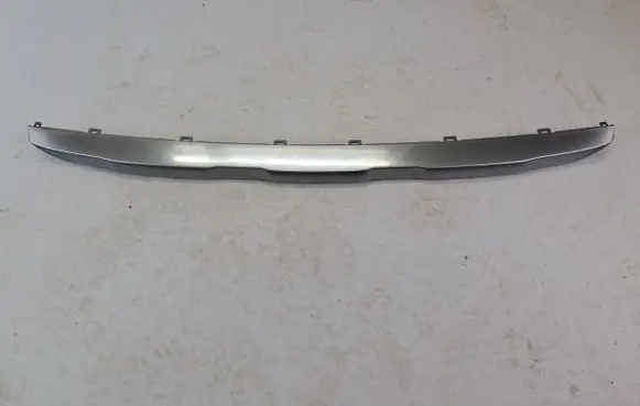 KIA Xceed Front bumper splitter molding 86577-J7CA0 CH191
