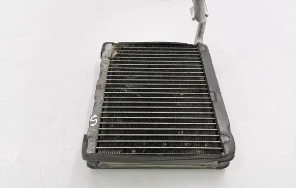 Air conditioning (A/C) radiator (interior)