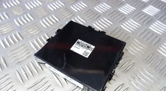 Toyota Avensis T270 Other control units/modules 8969005050