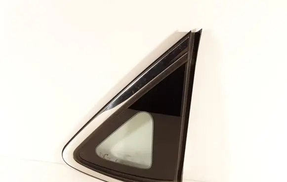 Rear side window