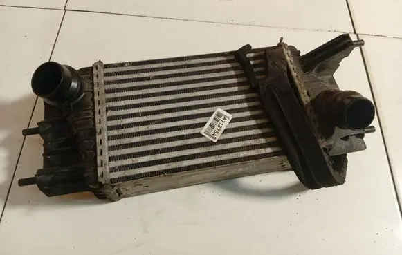 Nissan NV200 Intercooler radiator CY178004