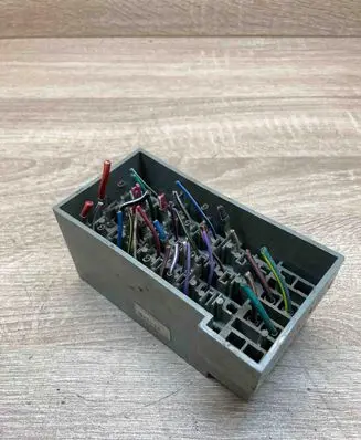 Chrysler Grand Voyager II Fuse module 4688144