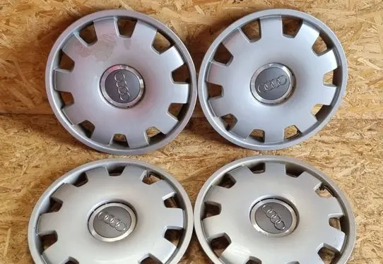 Audi A4 S4 B7 8E 8H R16 wheel hub/cap/trim 4B0601147D