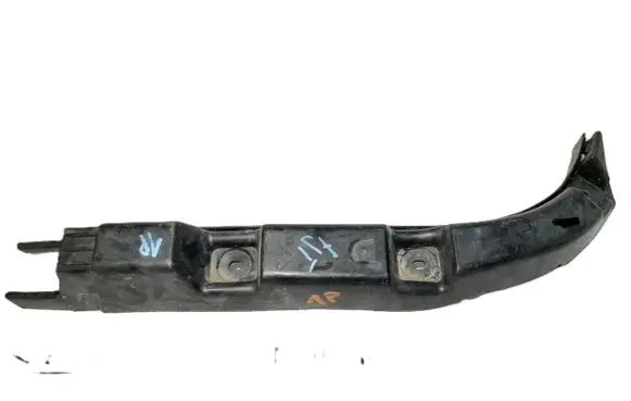 Seat Leon (1P) Rear bumper mounting bracket 1P0807864