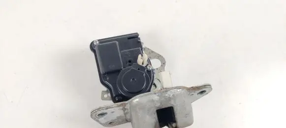 Jeep Commander Tailgate/trunk/boot lock/catch/latch 