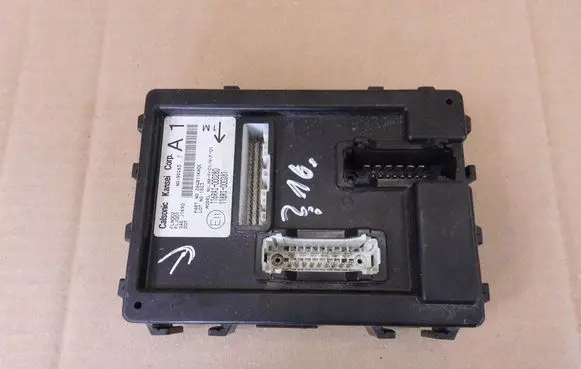 Nissan Juke I F15 Other control units/modules 284B11KA0C